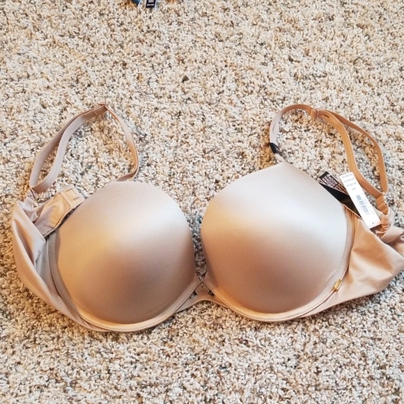 Victoria's Secret Very Sexy Push-up Bra 36D - Picture 1 of 4